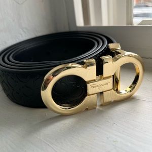 Salvatore Ferragamo Gancini 100% genuine leather reversible belt. Size 38